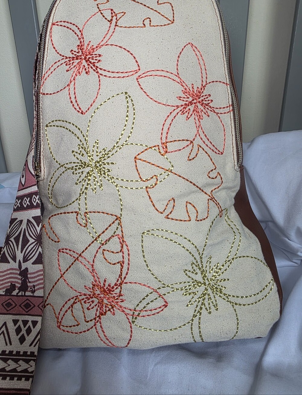 Disney Moana Canvas Embroidered Floral Crossbody Sling Bag - Picture 3 of 12